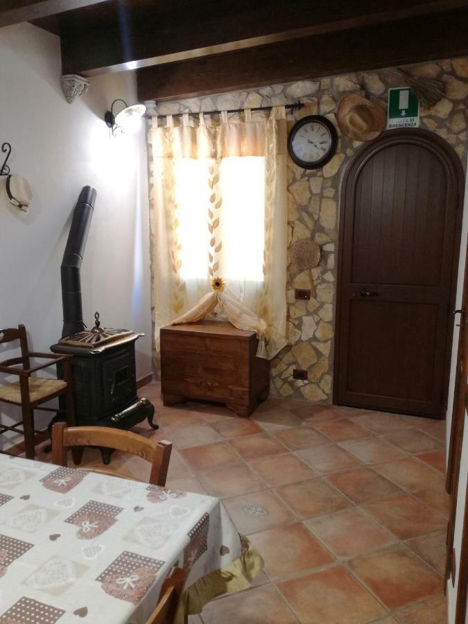 Villa Casa Vacanze Mediterraneo Tre Fontane Exterior foto